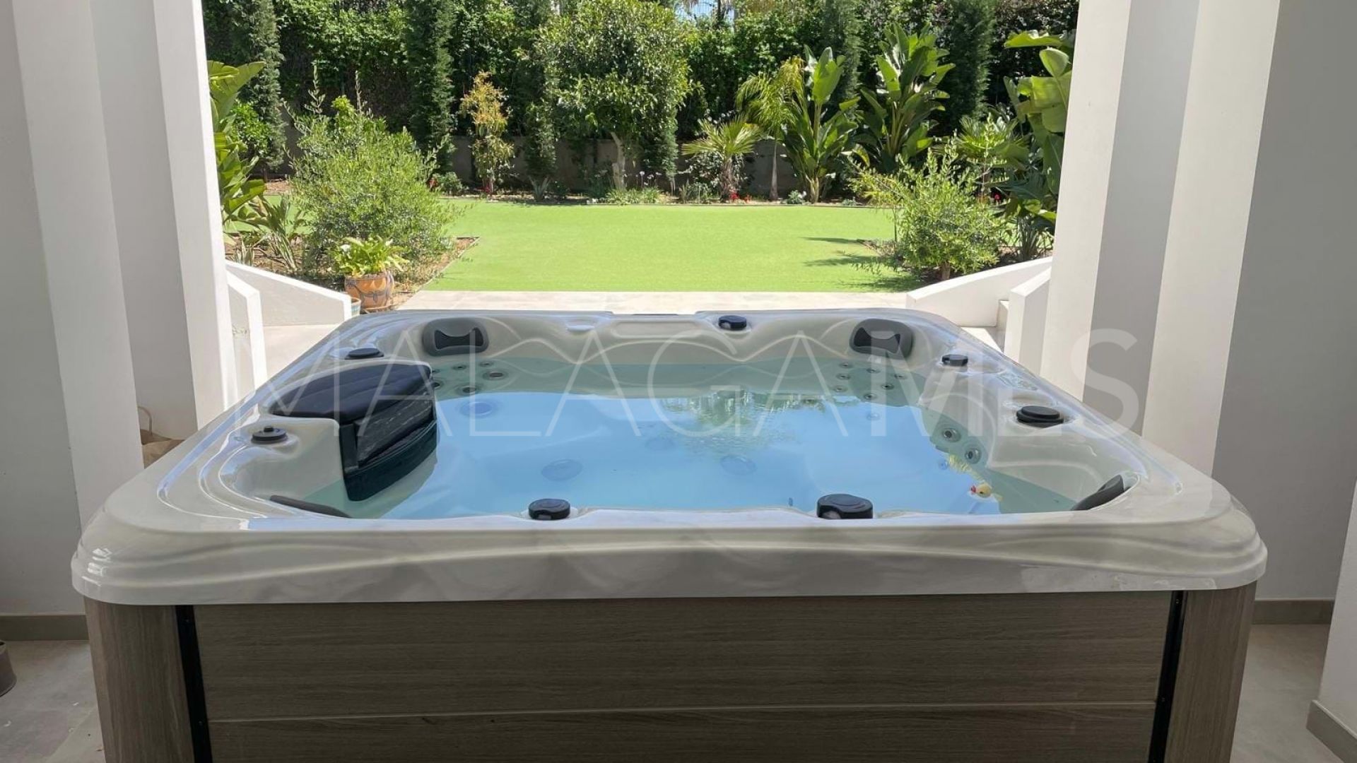Villa for sale de 10 bedrooms in Atalaya Golf