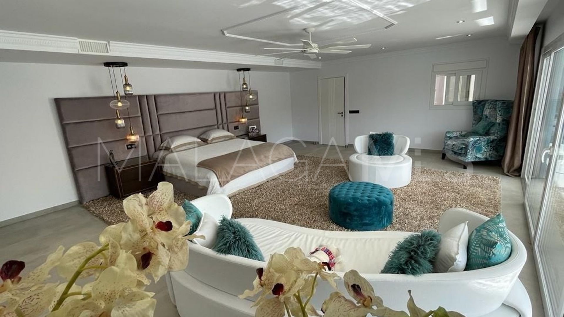 Villa for sale de 10 bedrooms in Atalaya Golf
