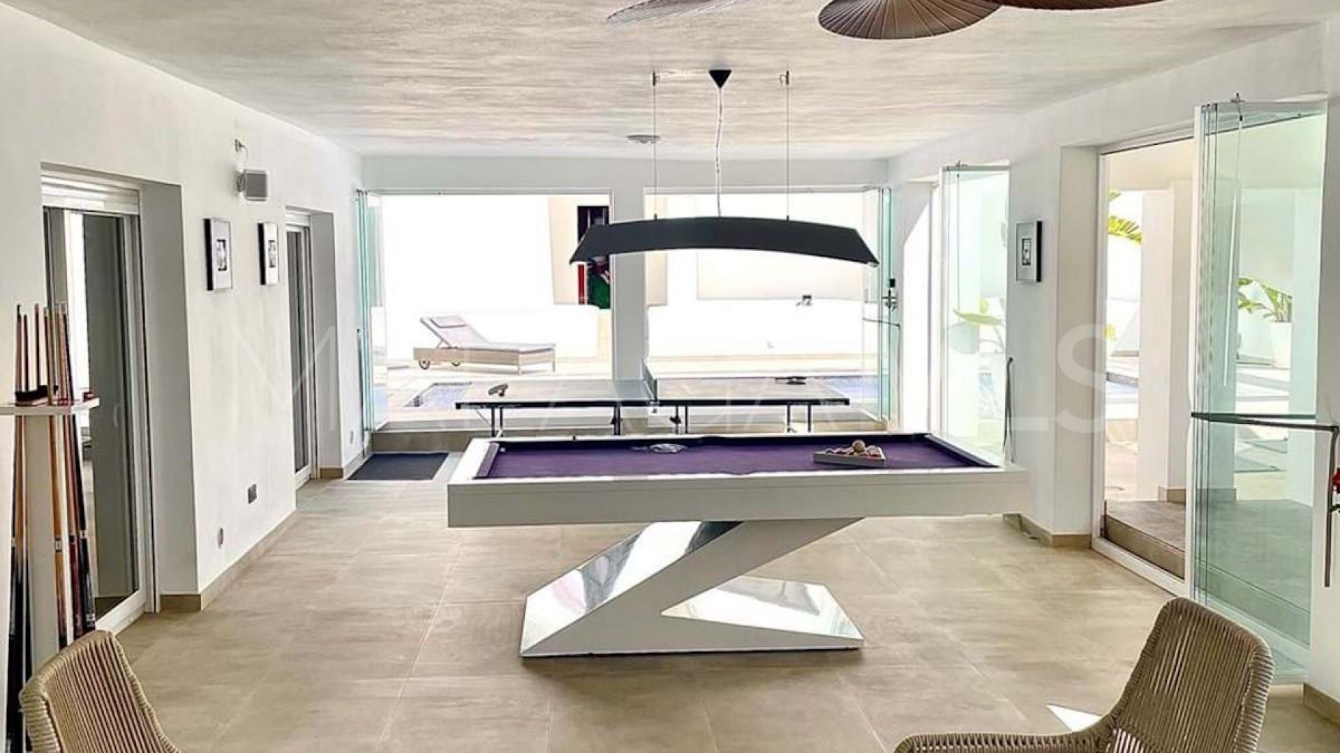 Villa for sale de 10 bedrooms in Atalaya Golf