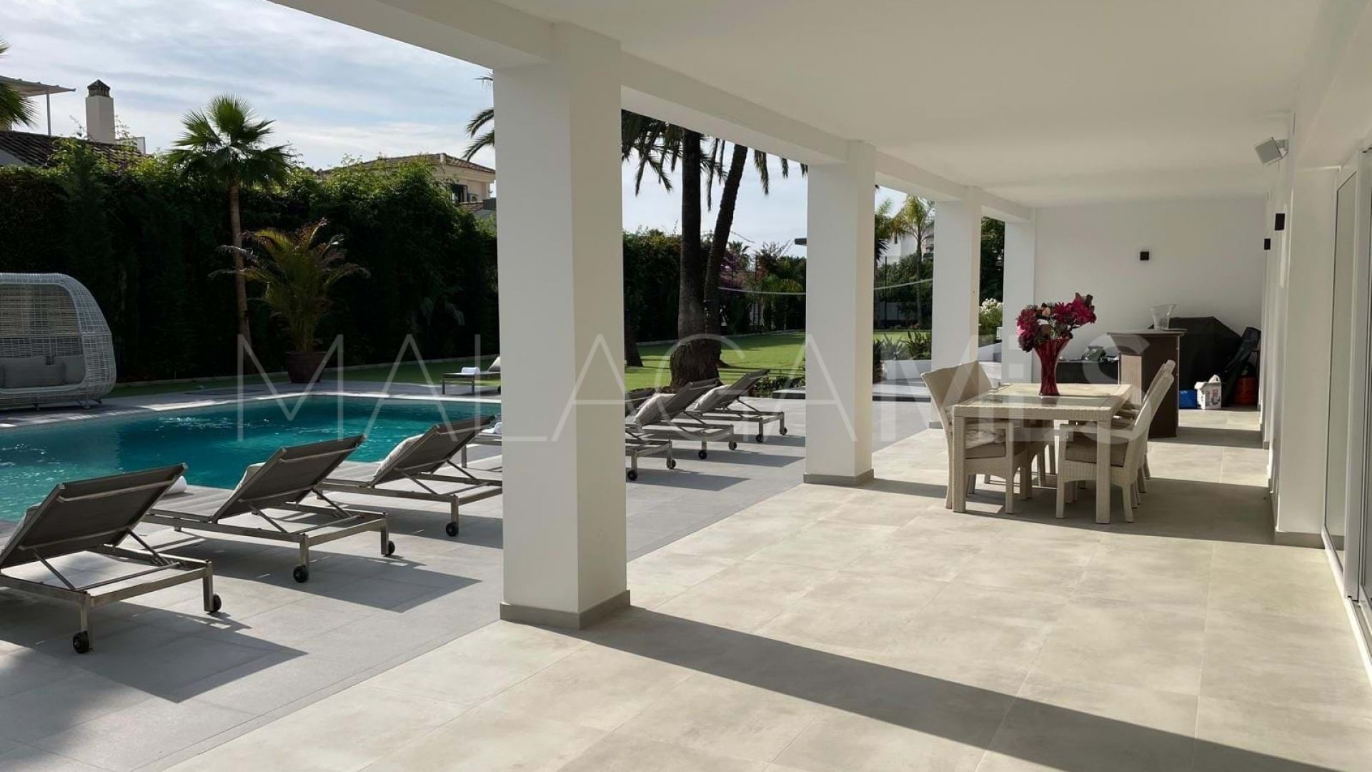 Villa for sale de 10 bedrooms in Atalaya Golf