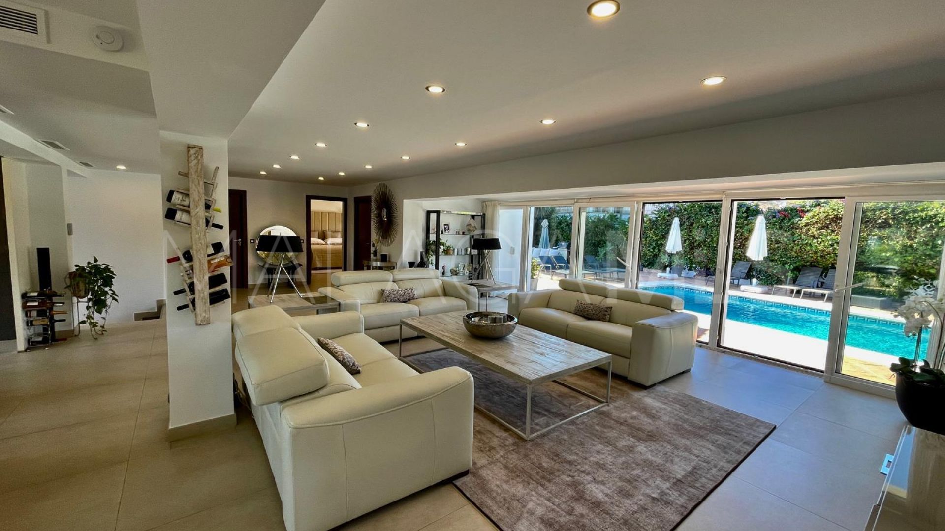 Villa for sale in San Pedro de Alcantara