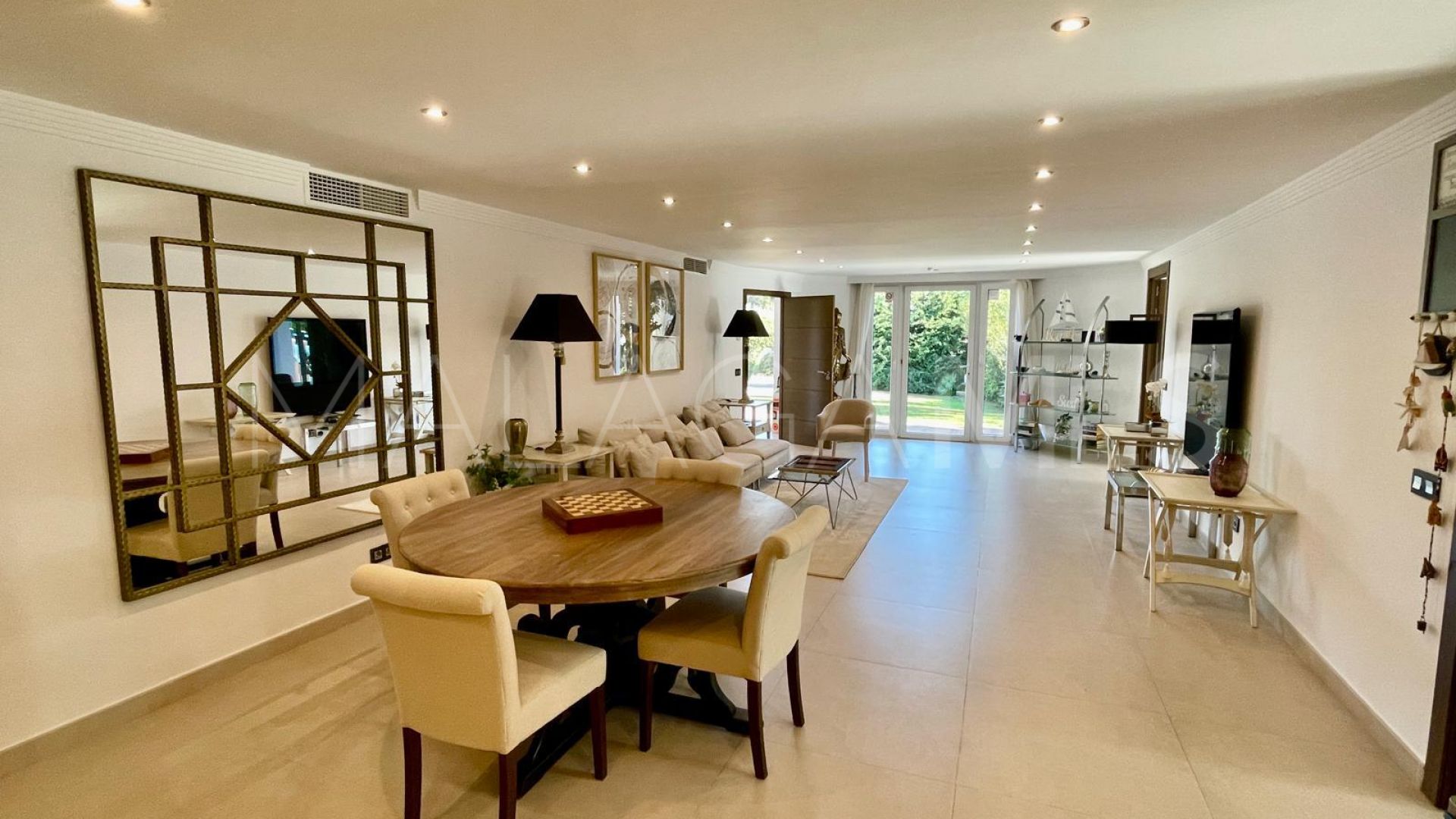 Villa for sale in San Pedro de Alcantara