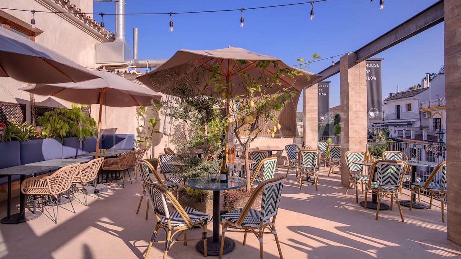 Hotel for sale in Benahavis