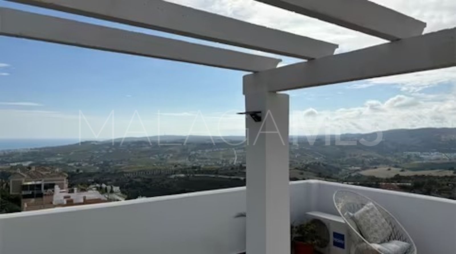 Takvåning for sale in Casares