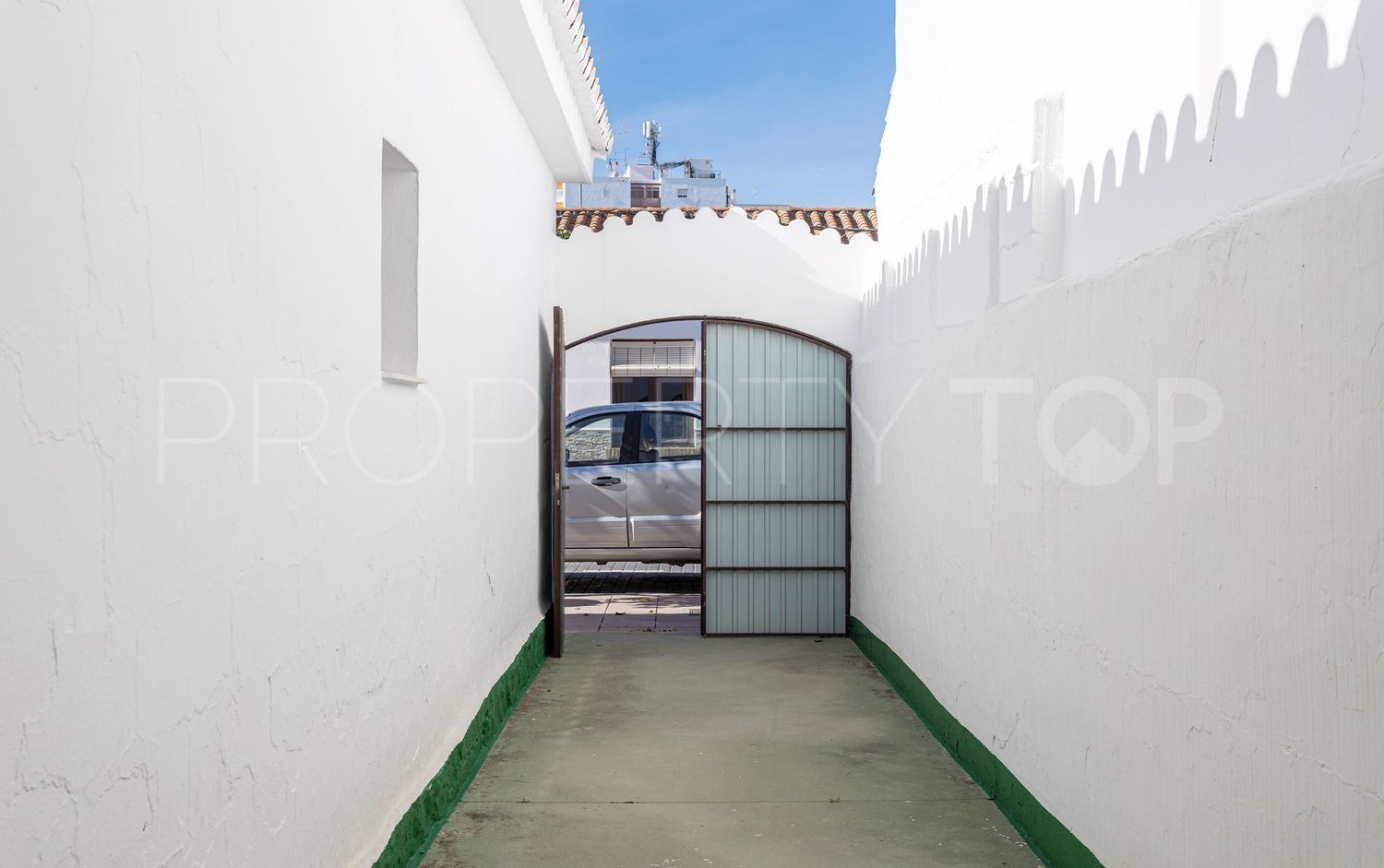 For sale house in Estepona Centre