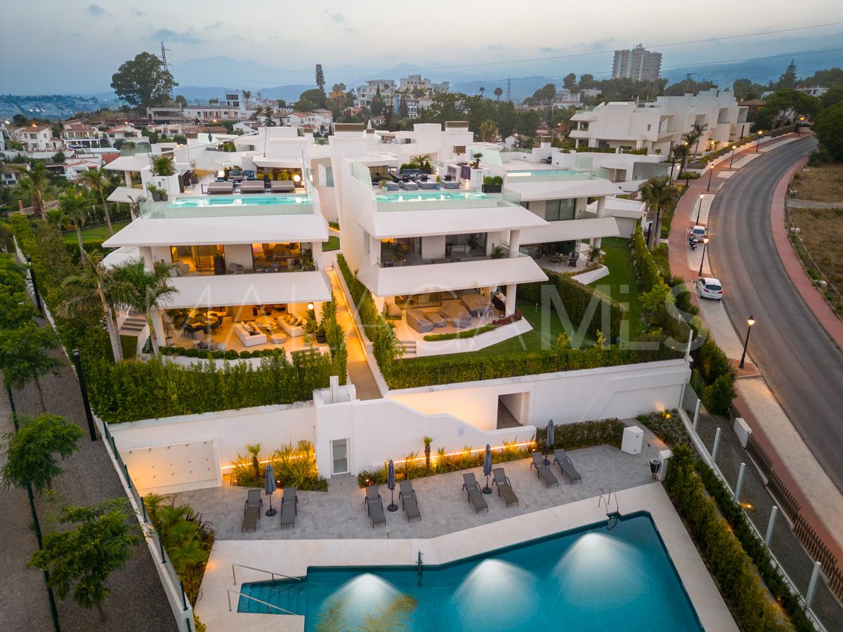 Celeste Marbella, villa pareada for sale with 4 bedrooms