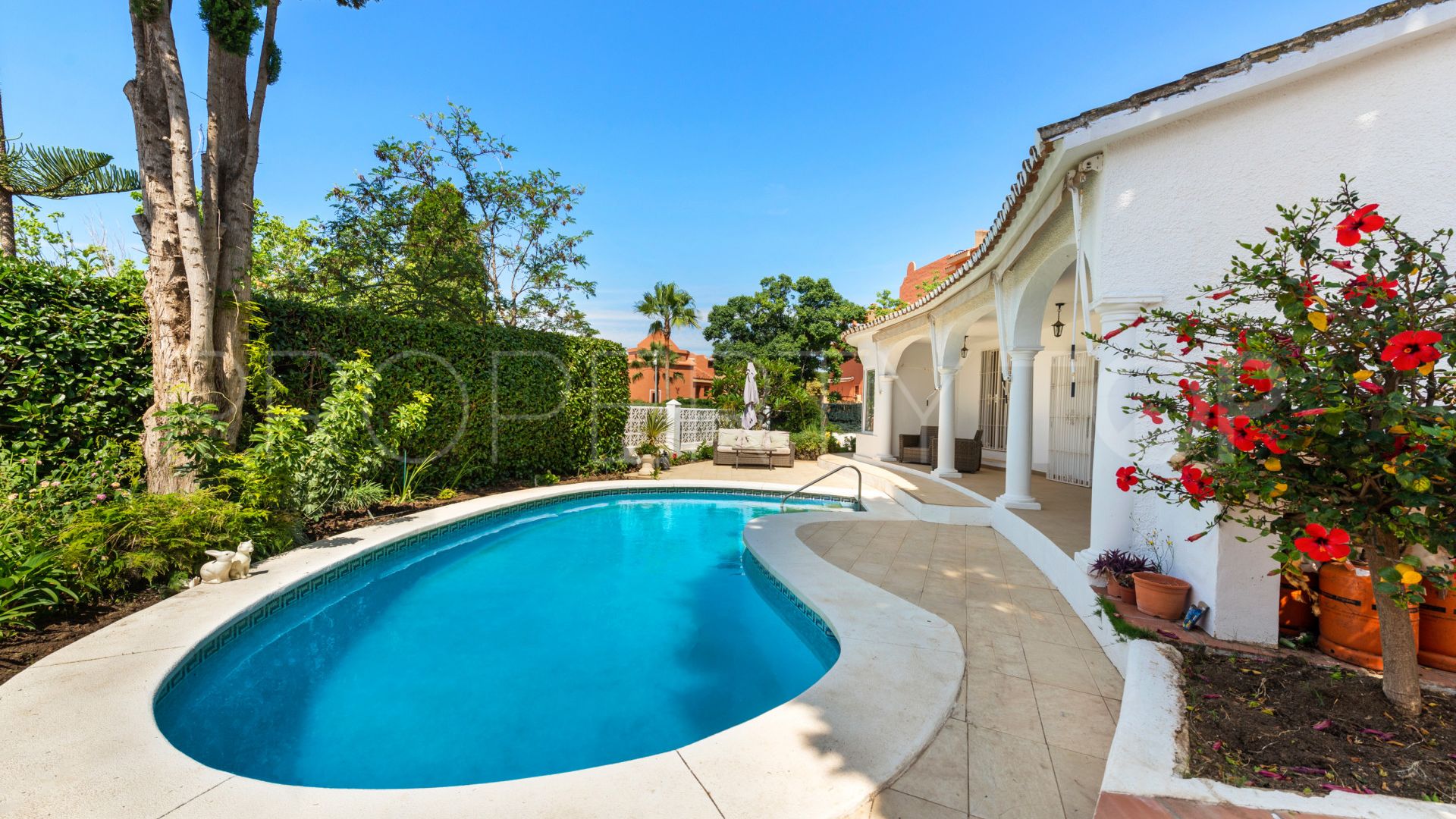 Villa for sale in La Reserva de Marbella with 3 bedrooms
