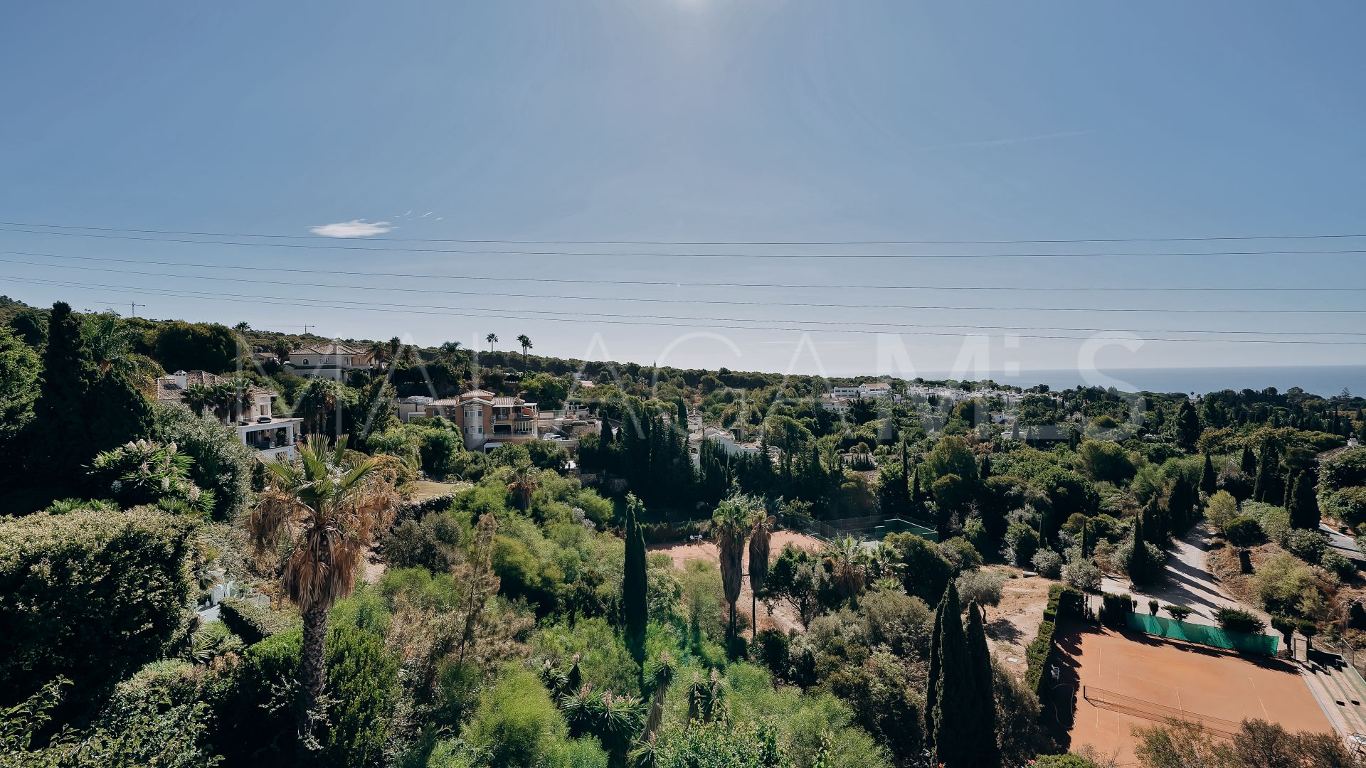 Haus for sale in Marbella Hill Village