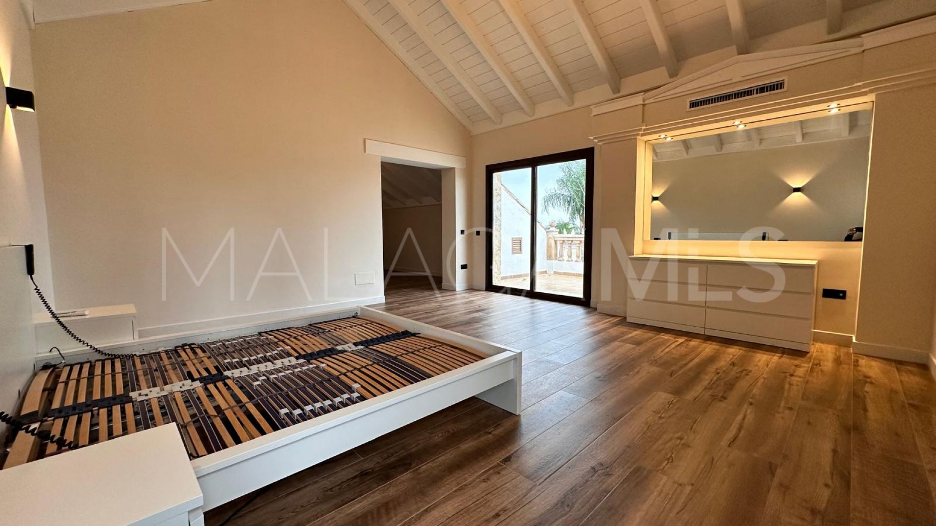 Villa for sale in Mijas Golf