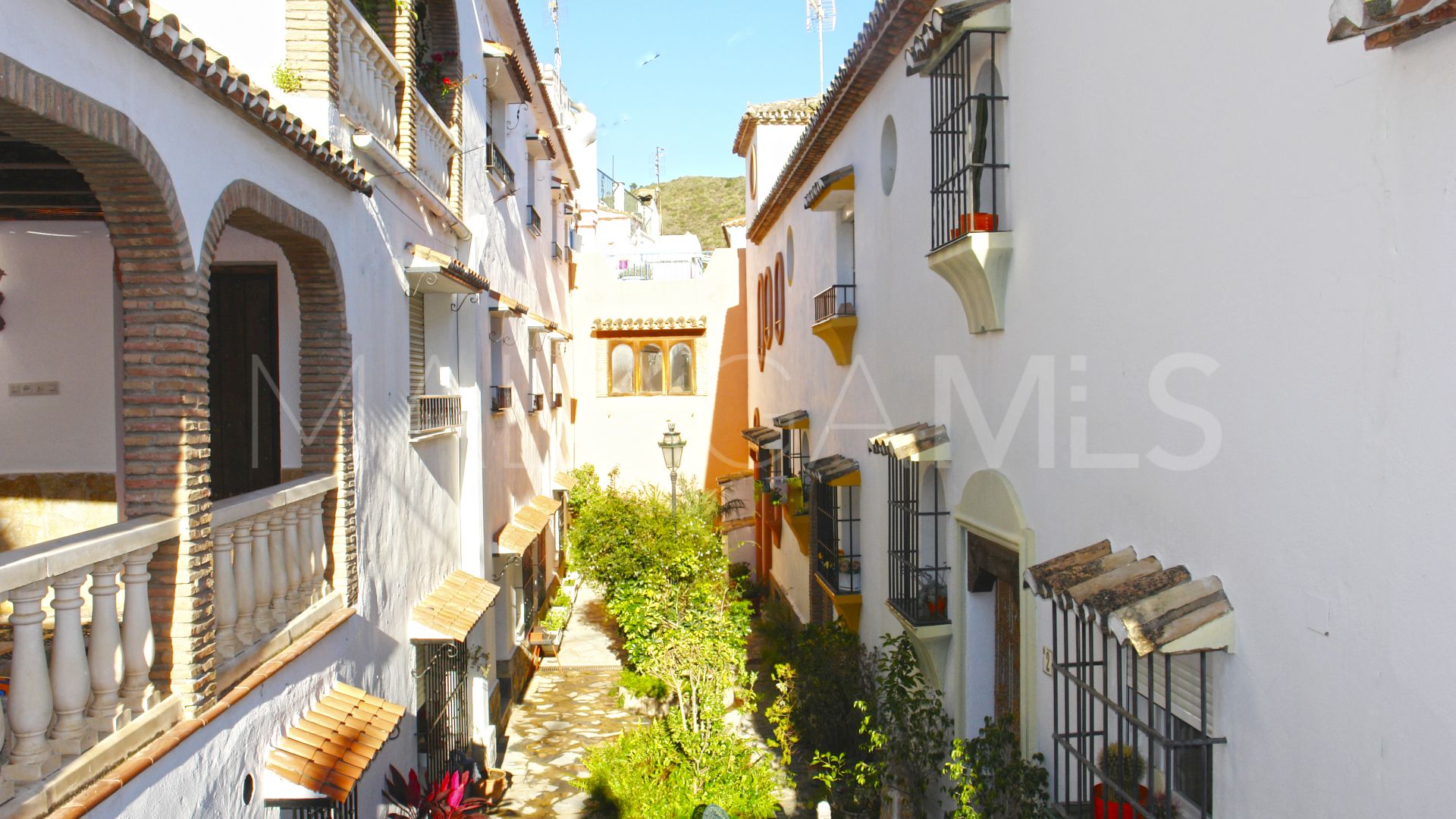 Se vende adosado in Benahavis Centro with 3 bedrooms
