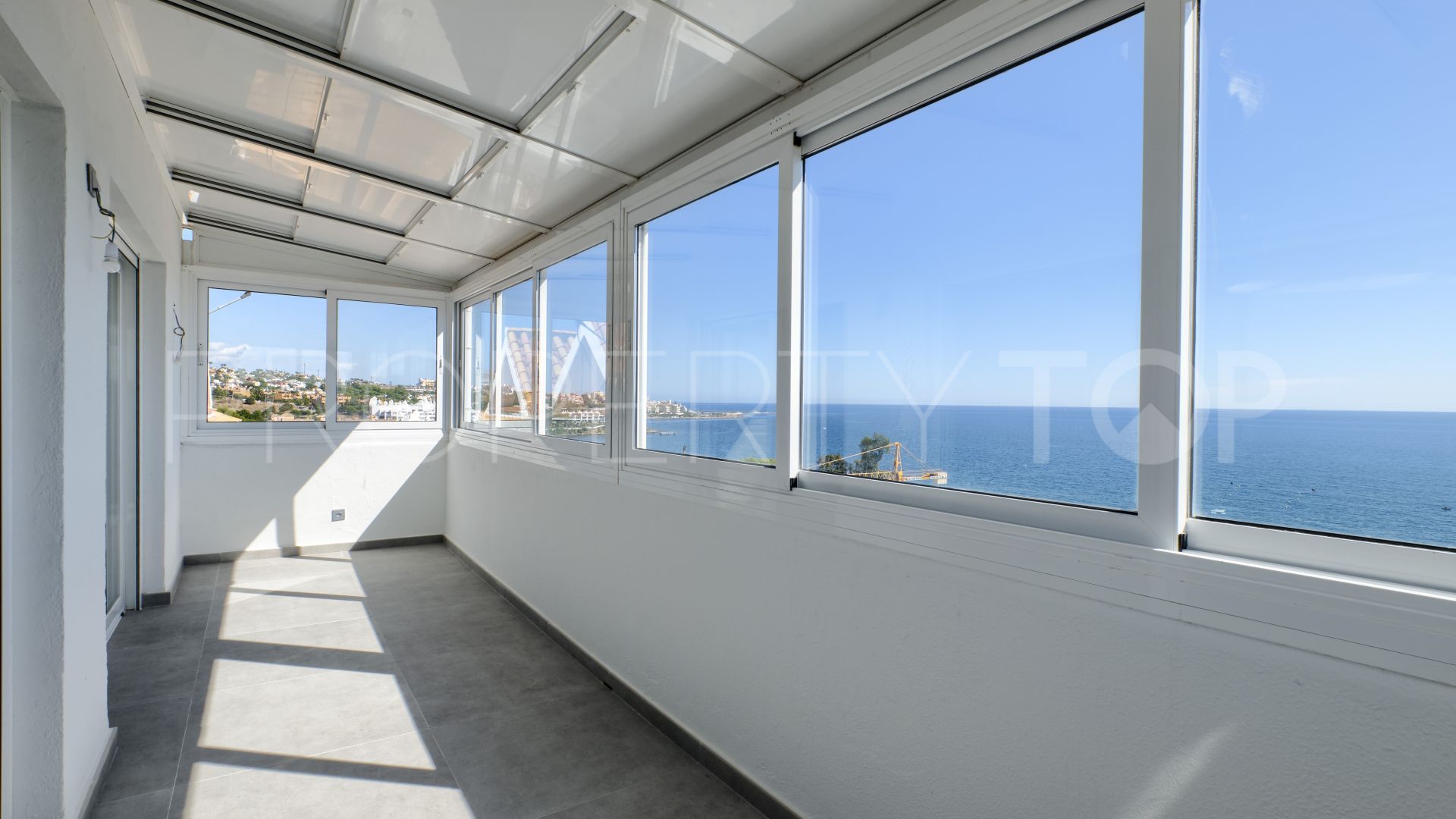 Penthouse for sale in Guadalobon