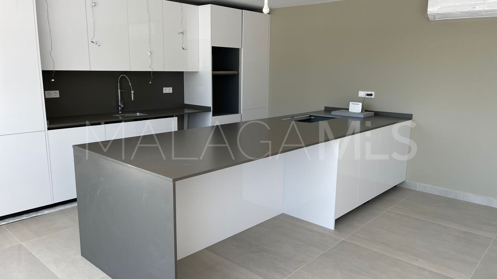 Apartamento for sale in Estepona