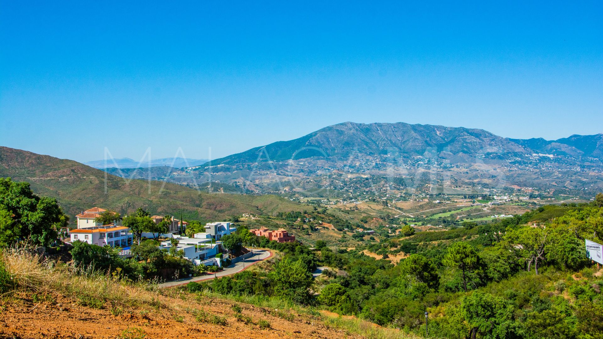 La Mairena, villa for sale