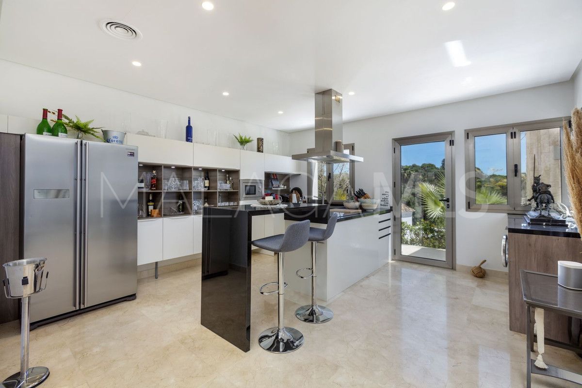 Villa for sale in El Paraiso