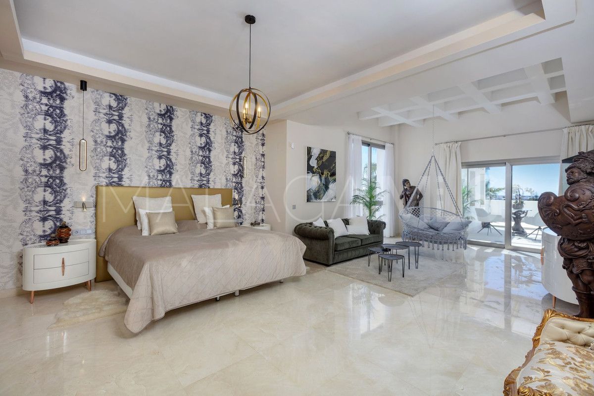 Villa for sale in El Paraiso