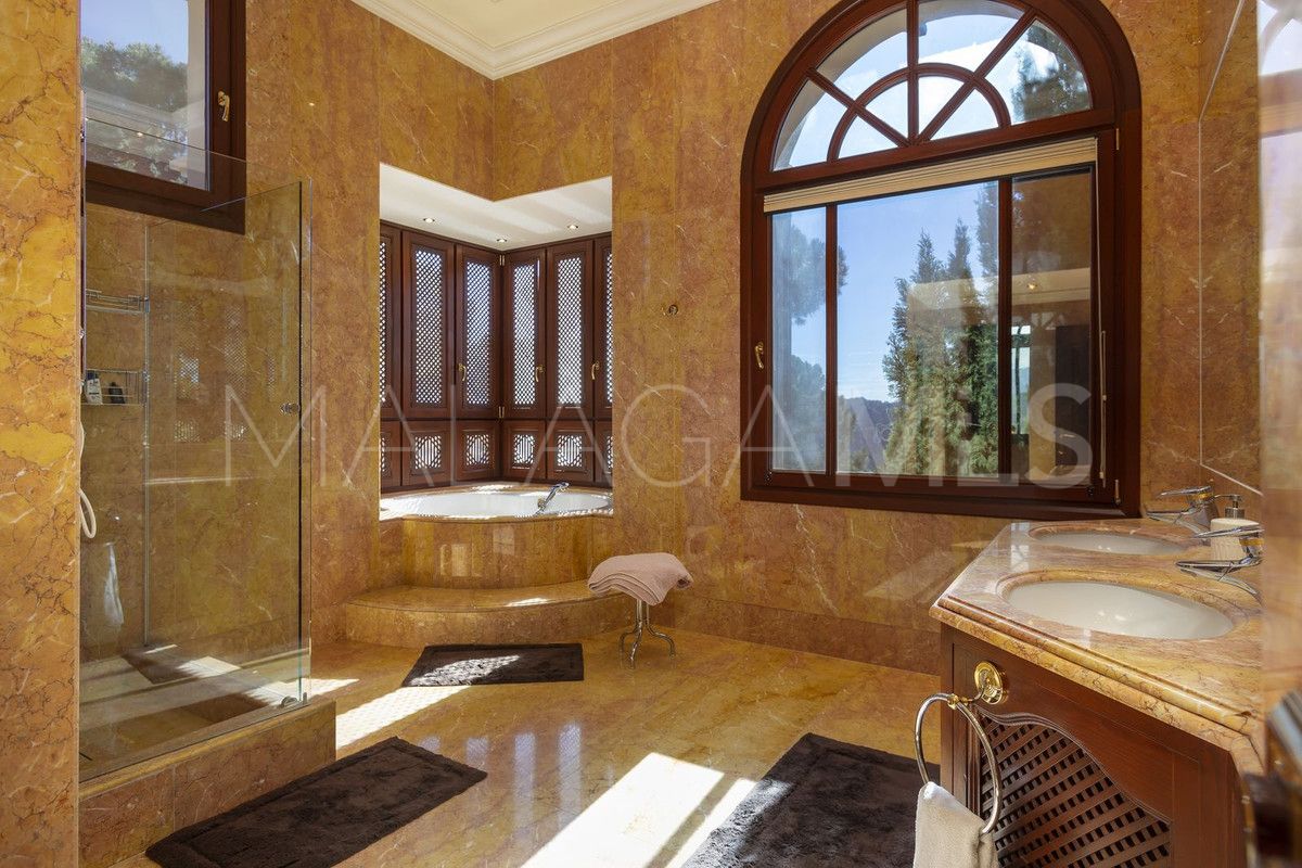 Villa for sale in La Zagaleta