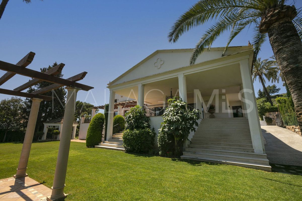 Se vende villa in Las Brisas del Golf de 6 bedrooms