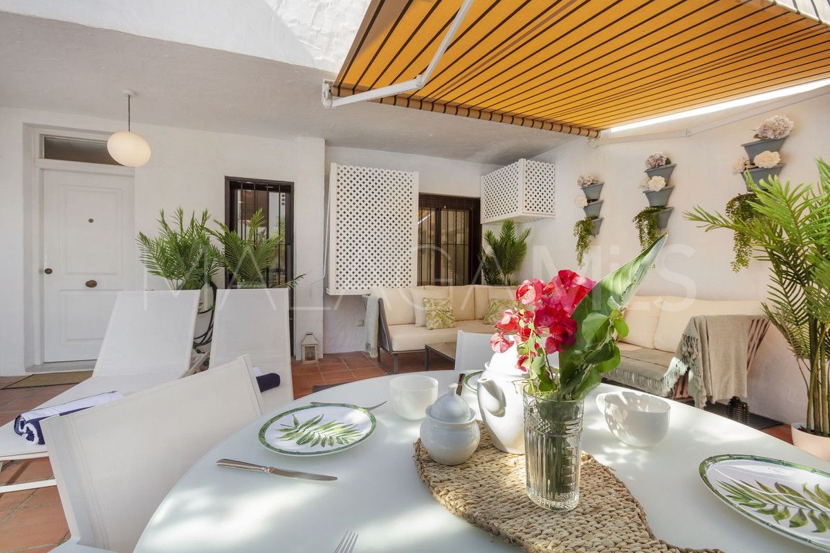 Nueva Andalucia, apartamento planta baja de 3 bedrooms for sale