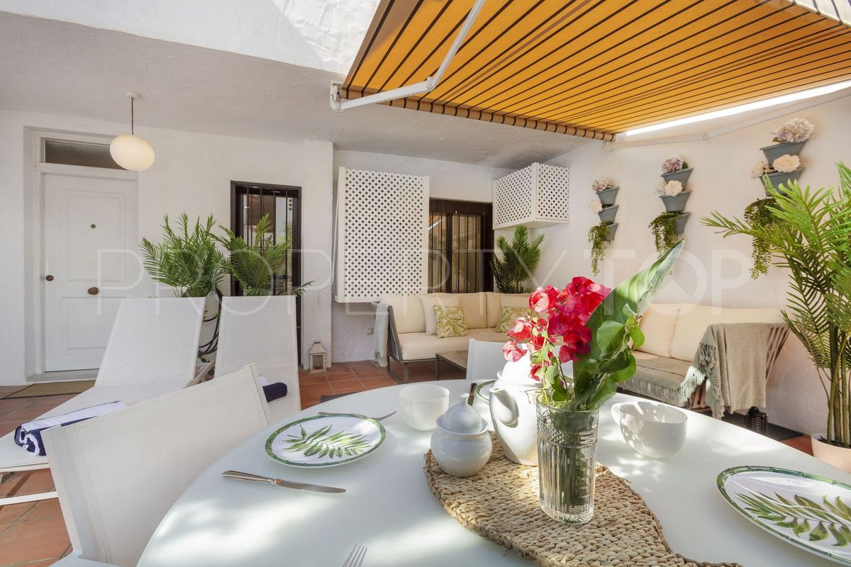 Nueva Andalucia, apartamento planta baja de 3 dormitorios en venta