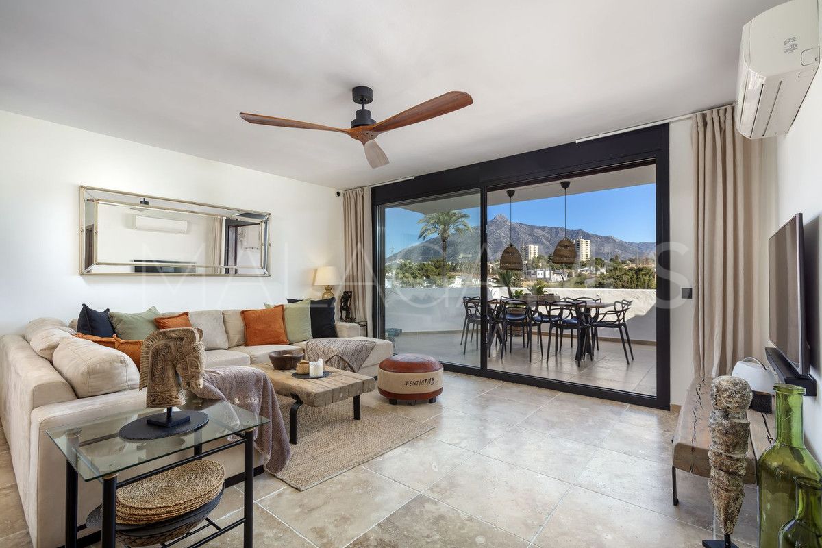 Lägenhet for sale in Nueva Andalucia