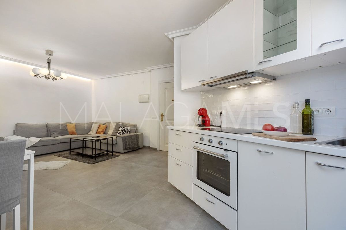 Nueva Andalucia, apartamento planta baja de 2 bedrooms for sale