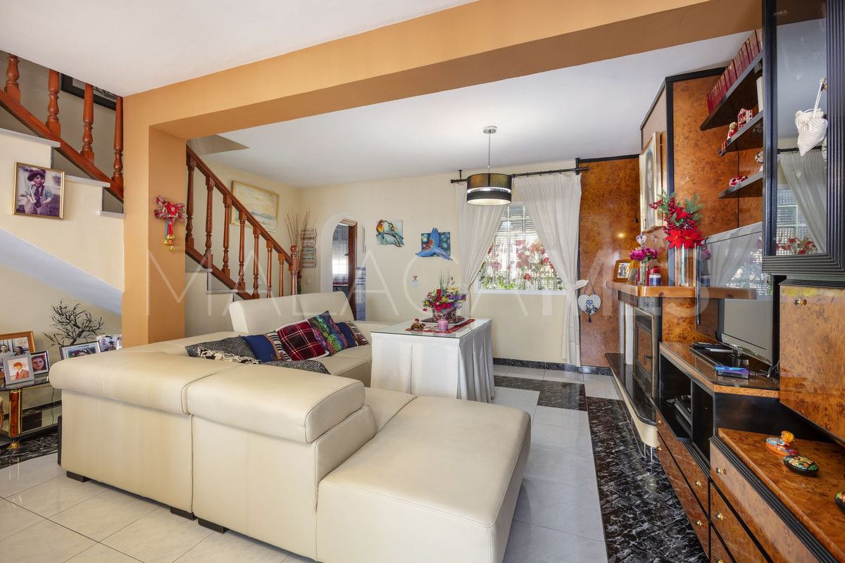 Buy Marbella City town house with 4 bedrooms