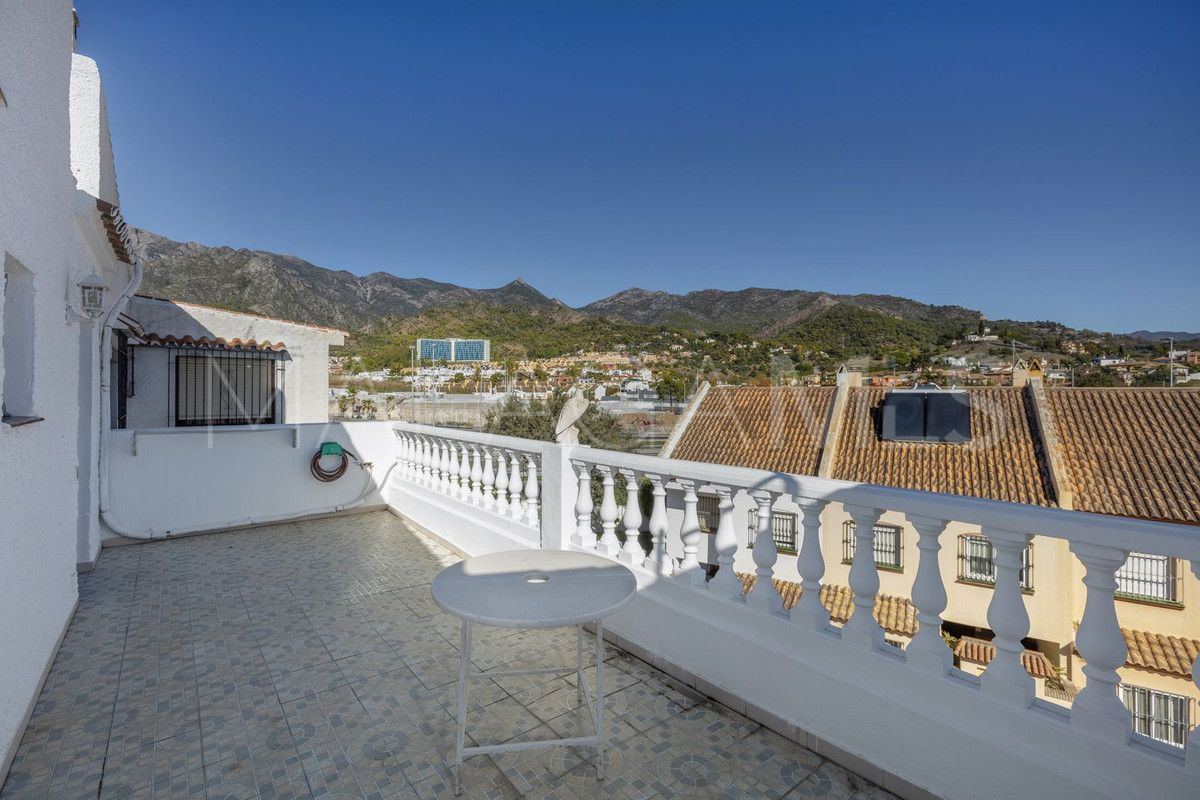 Buy Marbella City town house with 4 bedrooms