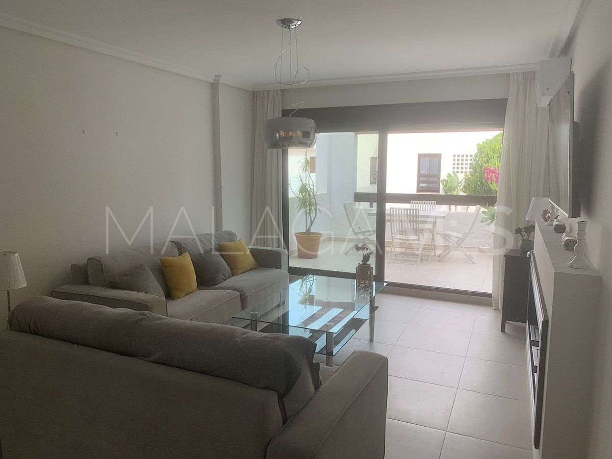 Markplanslägenhet for sale in Nueva Andalucia