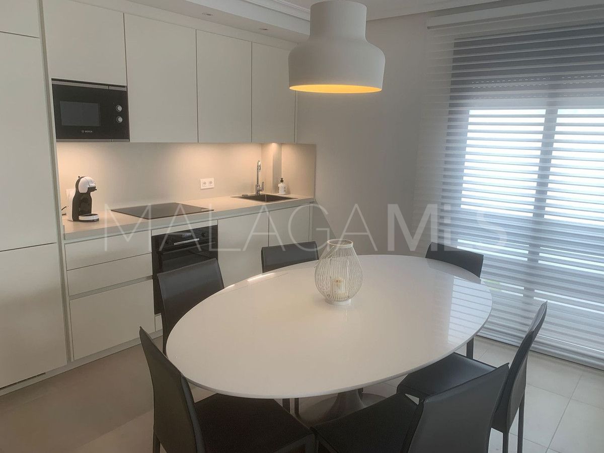 Markplanslägenhet for sale in Nueva Andalucia