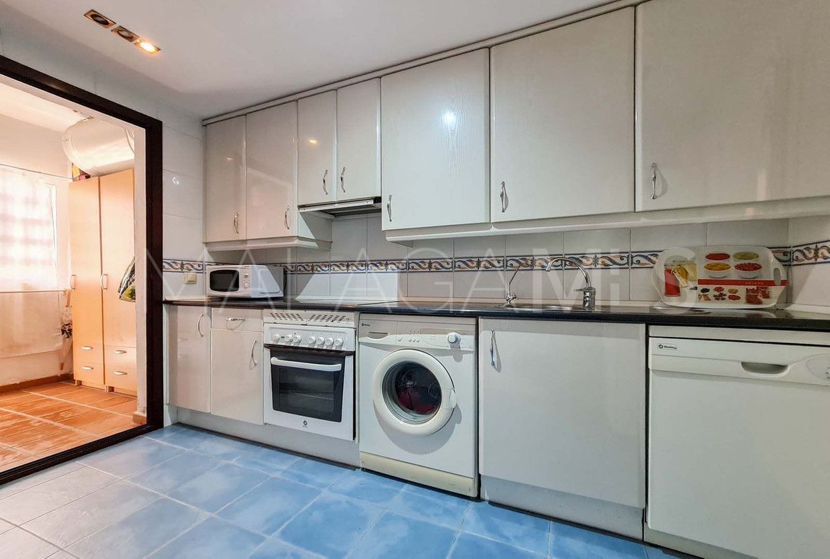 Markplanslägenhet for sale in Nueva Andalucia