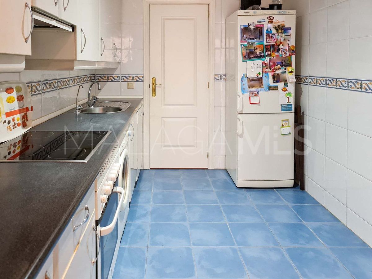 Markplanslägenhet for sale in Nueva Andalucia