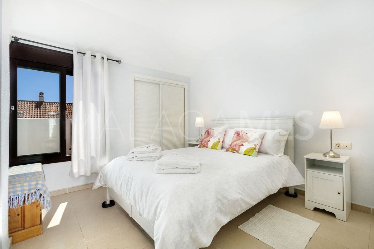 Nueva Andalucia, Ático with 2 bedrooms for sale