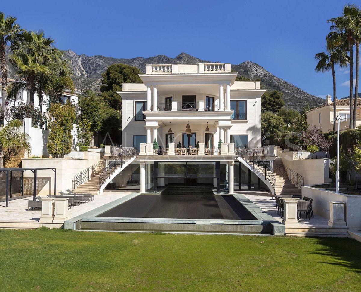 Se vende villa in Sierra Blanca de 8 bedrooms