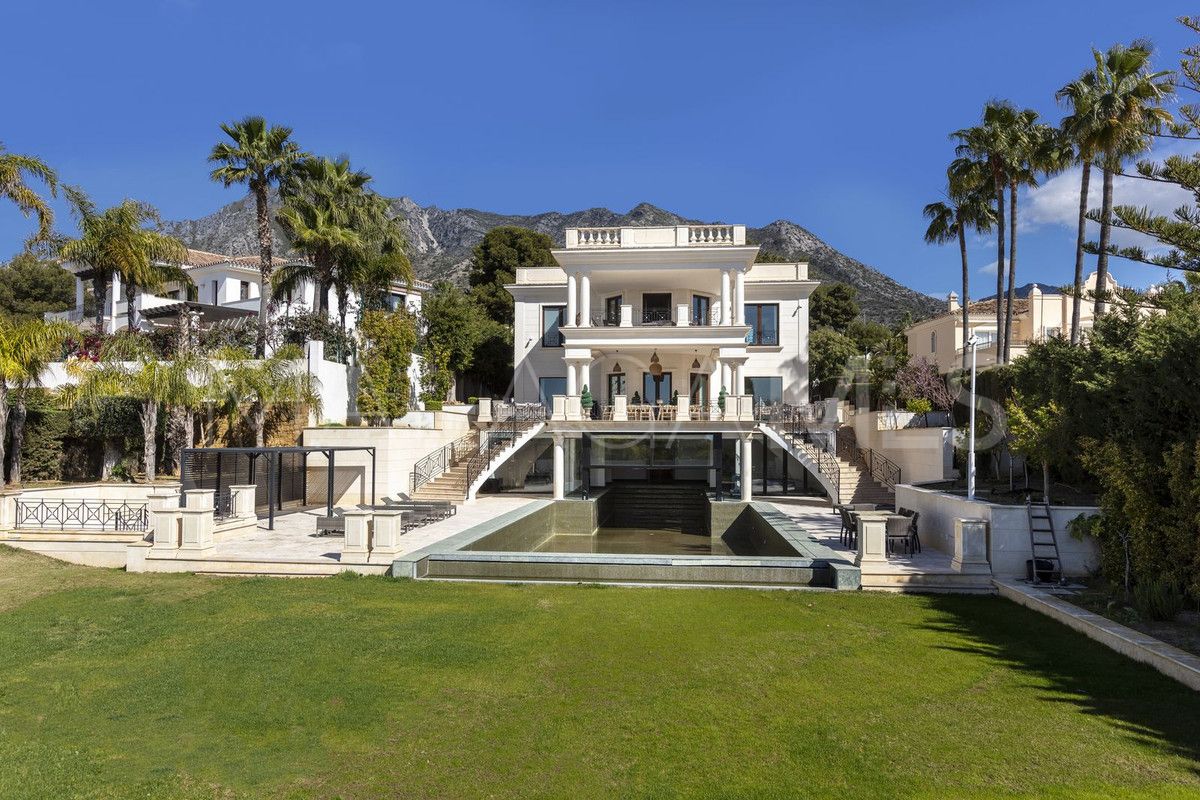 Sierra Blanca 8 bedrooms villa for sale