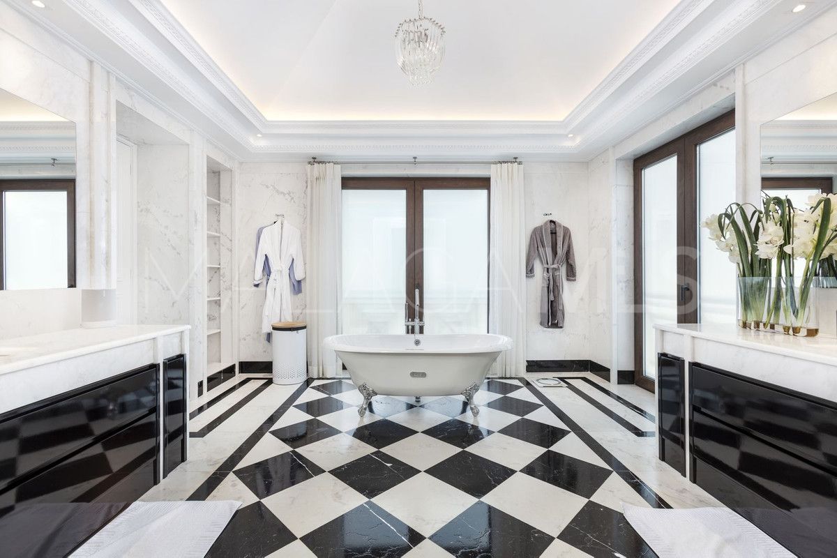 Se vende villa in Sierra Blanca de 8 bedrooms