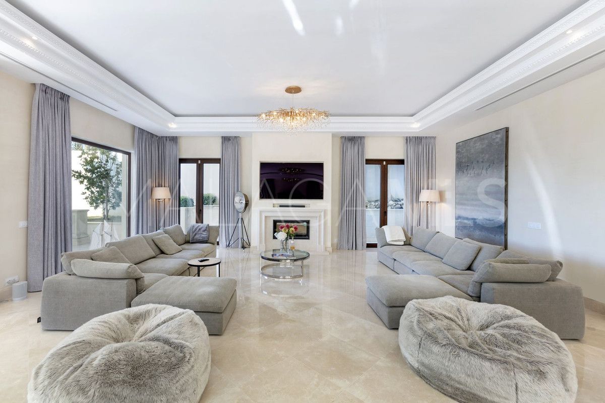 Sierra Blanca 8 bedrooms villa for sale