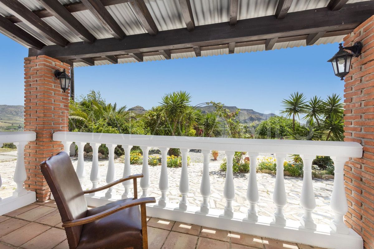 For sale Pizarra finca with 4 bedrooms
