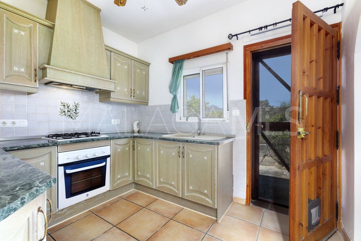For sale Pizarra finca with 4 bedrooms