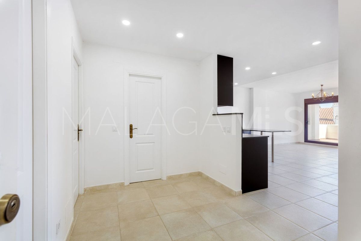 3 bedrooms apartment for sale in Nueva Andalucia