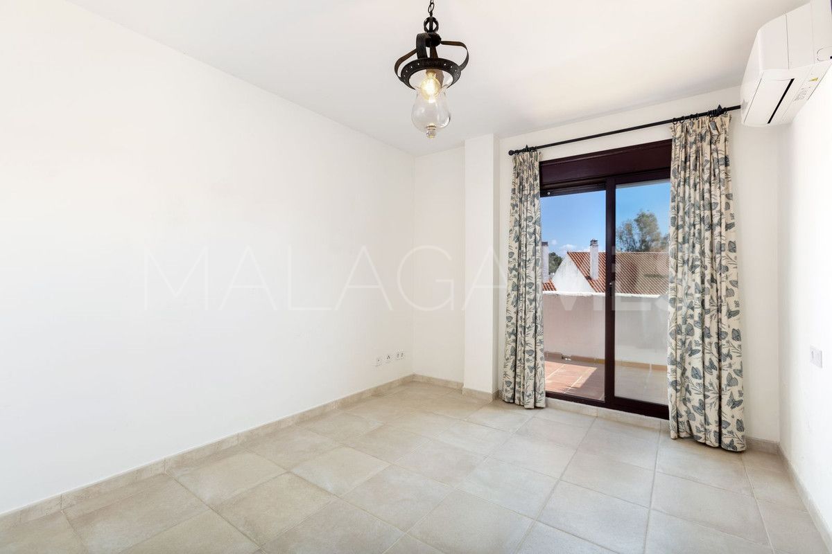 3 bedrooms apartment for sale in Nueva Andalucia
