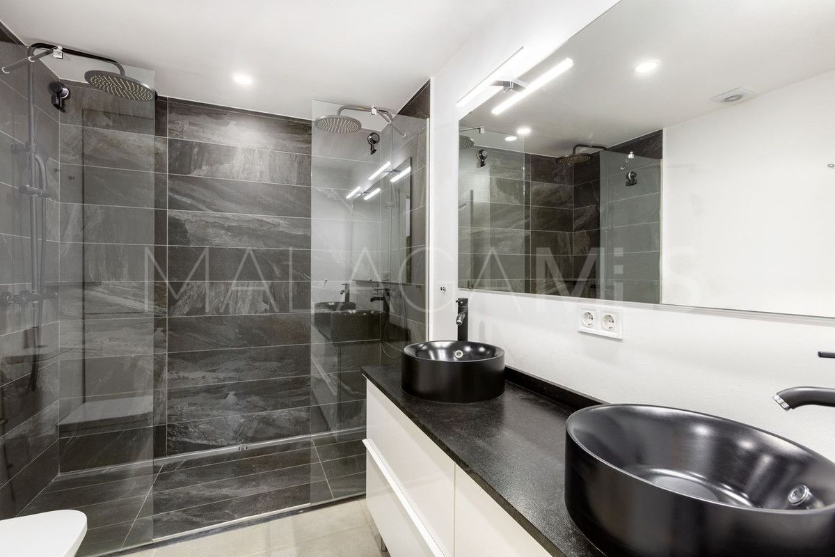 Buy apartamento in Nueva Andalucia de 3 bedrooms