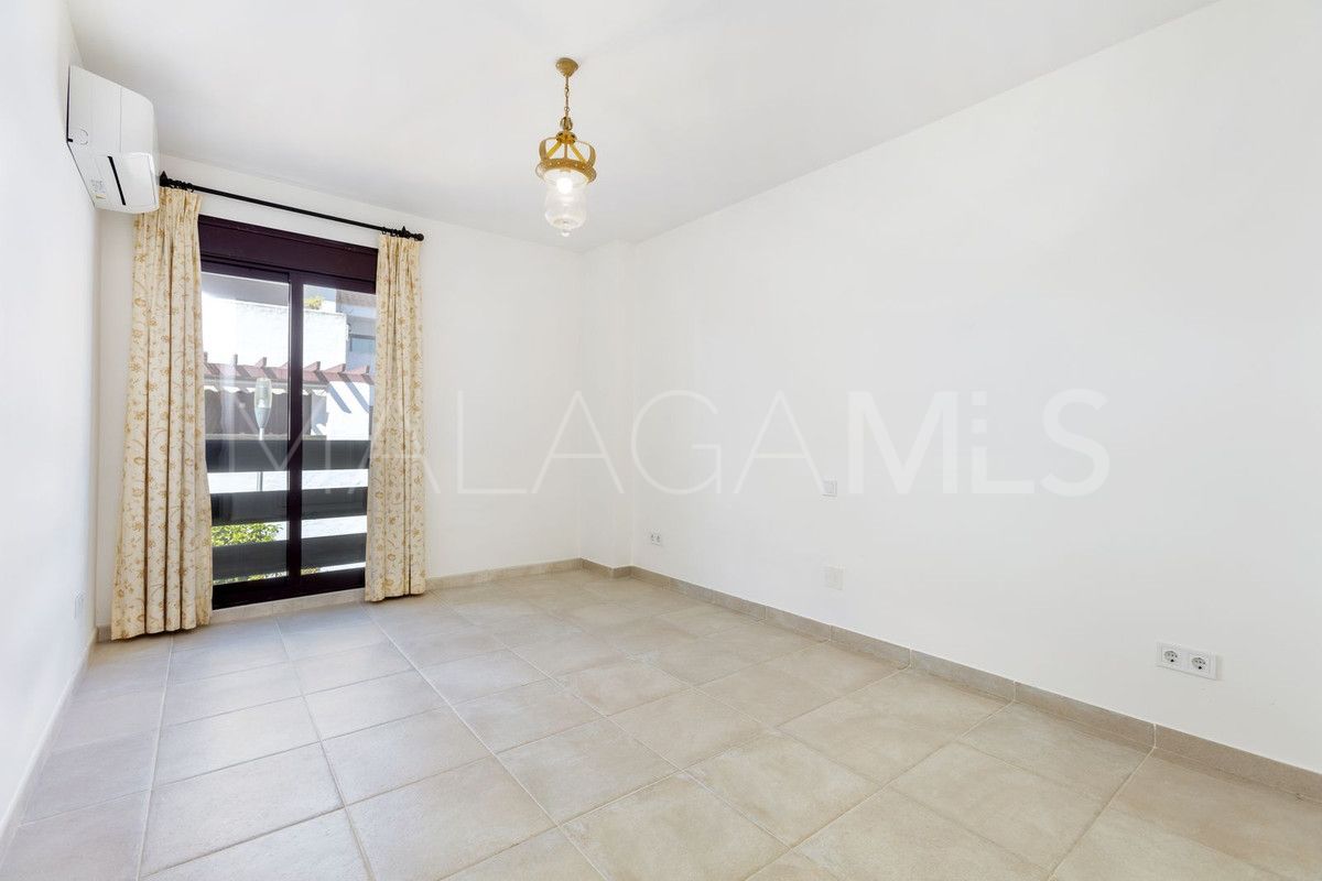 3 bedrooms apartment for sale in Nueva Andalucia