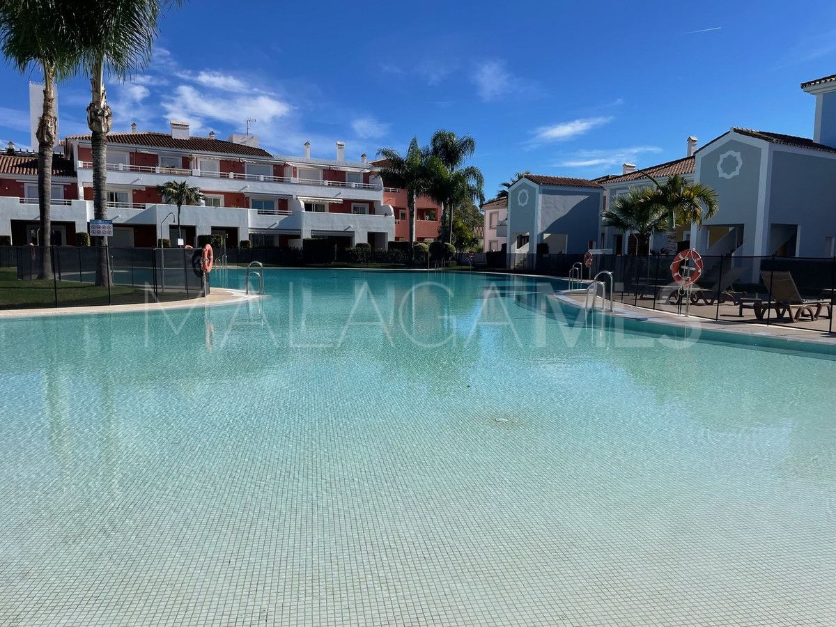 Markplanslägenhet for sale in New Golden Mile