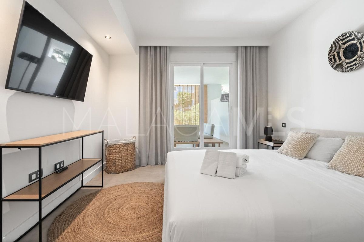 Markplanslägenhet for sale in New Golden Mile