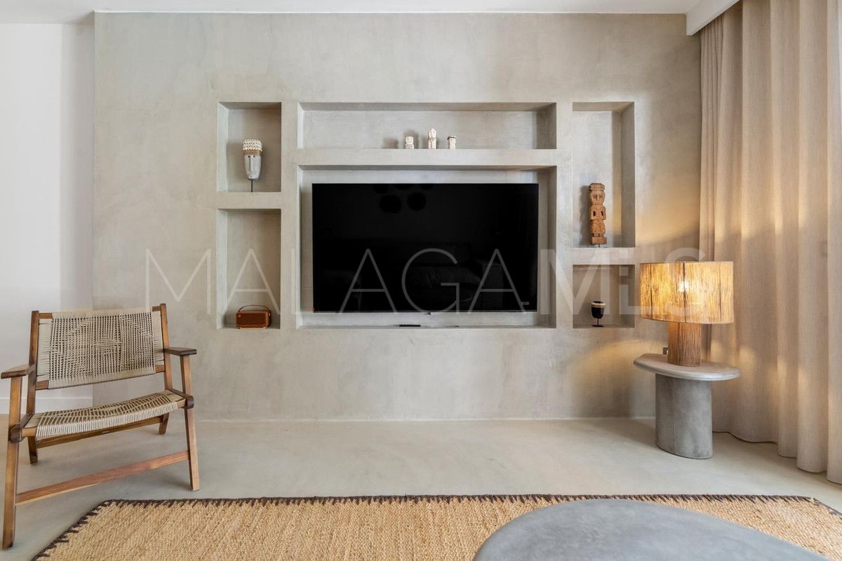 Markplanslägenhet for sale in New Golden Mile