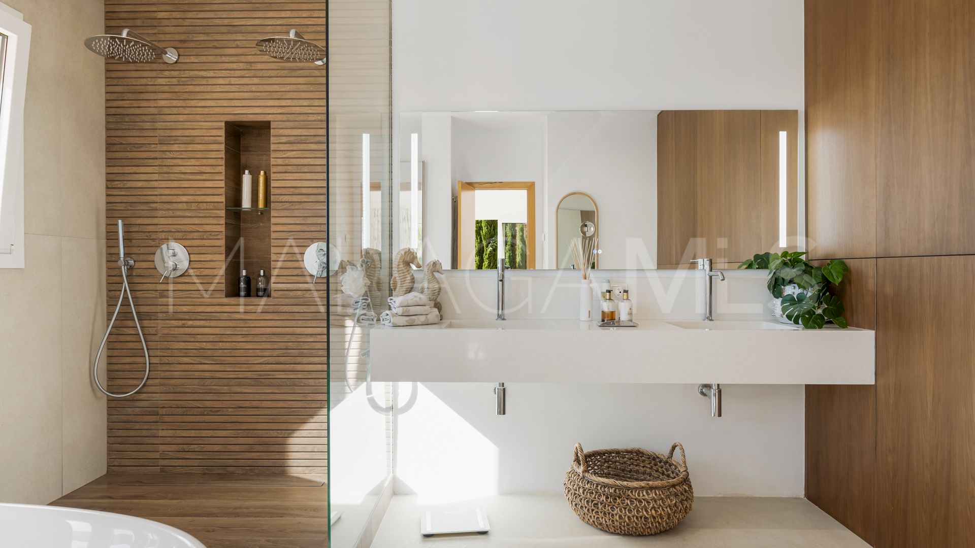 Zweistöckiges penthouse for sale in Four Seasons