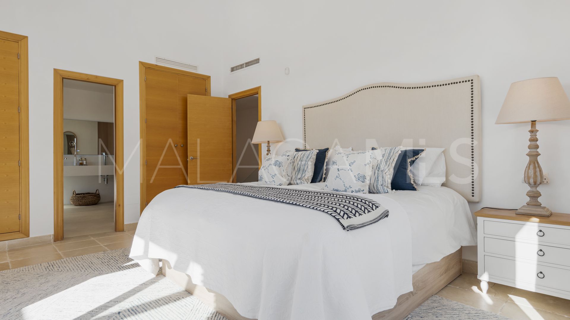 Zweistöckiges penthouse for sale in Four Seasons