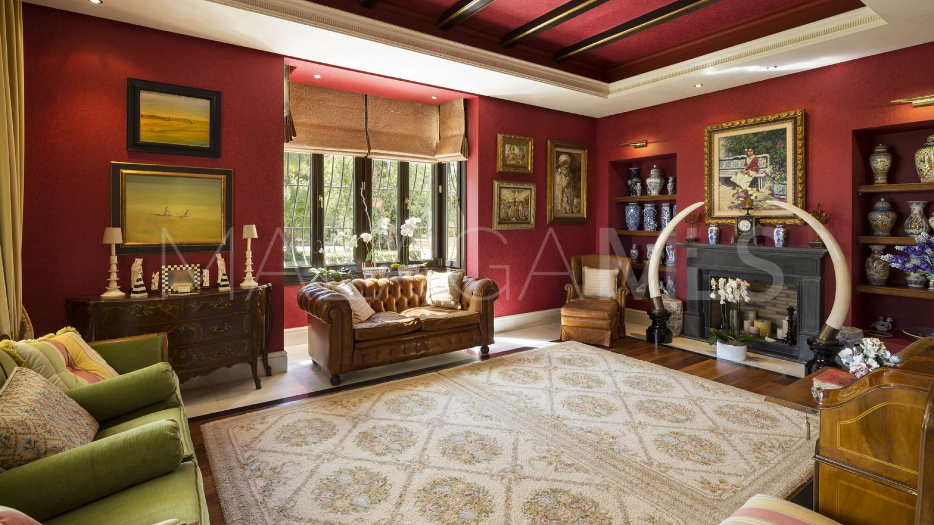 Mansion for sale in Sierra Blanca with 7 bedrooms
