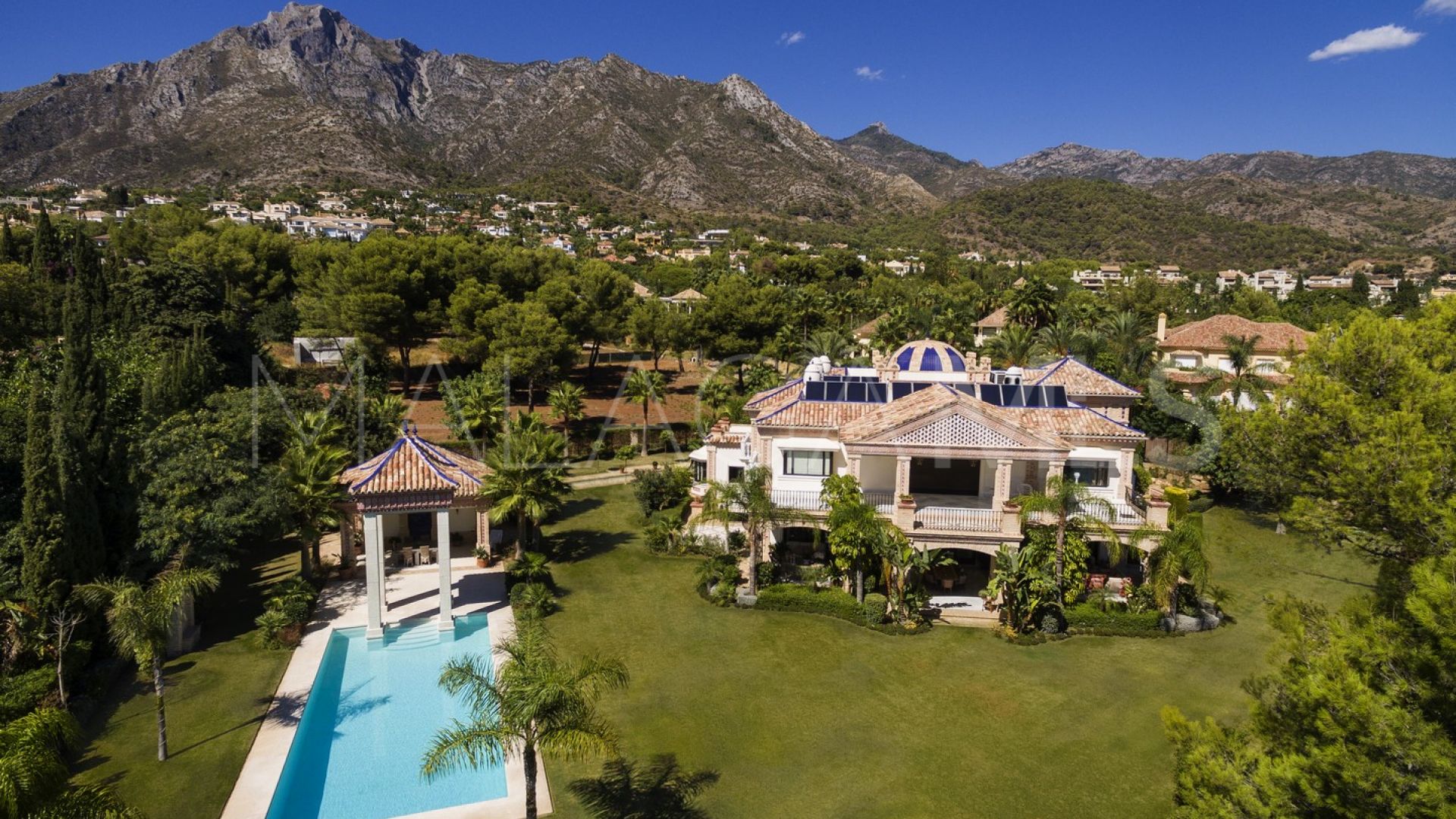 Mansion for sale in Sierra Blanca with 7 bedrooms