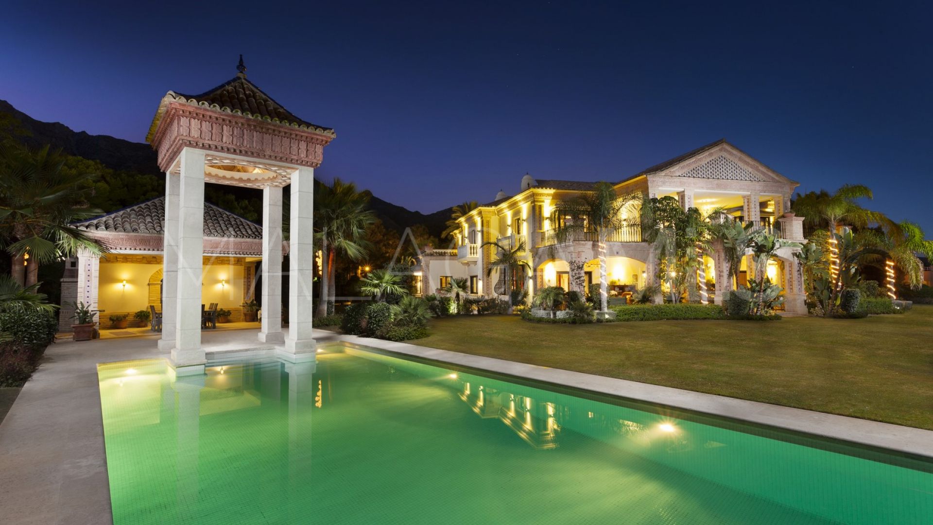 Mansion for sale in Sierra Blanca with 7 bedrooms